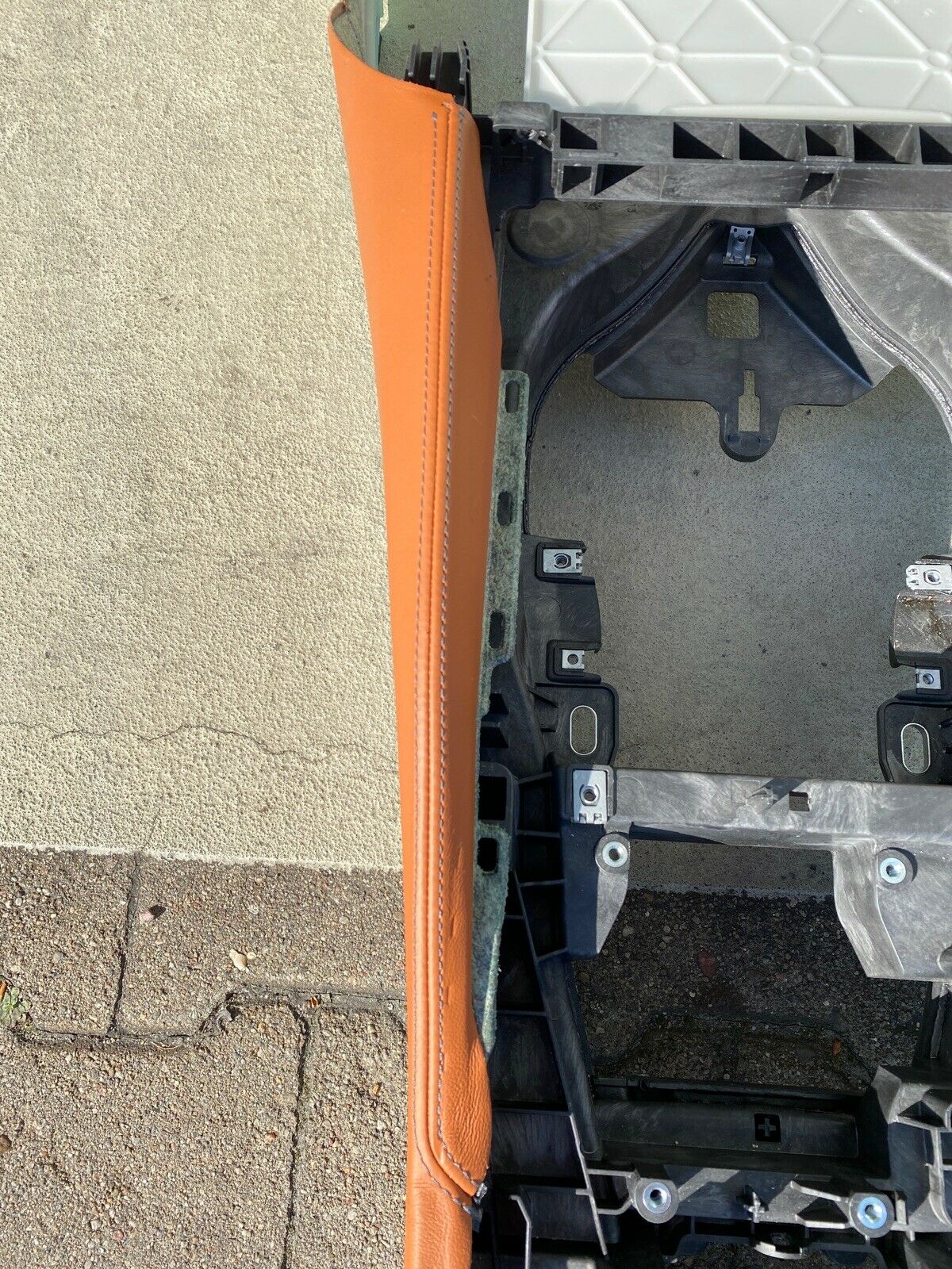 BMW G30 G31 F90 M5 MITTELKONSOLE LEDER Schwarz Aragonbraun Mittelkonsole