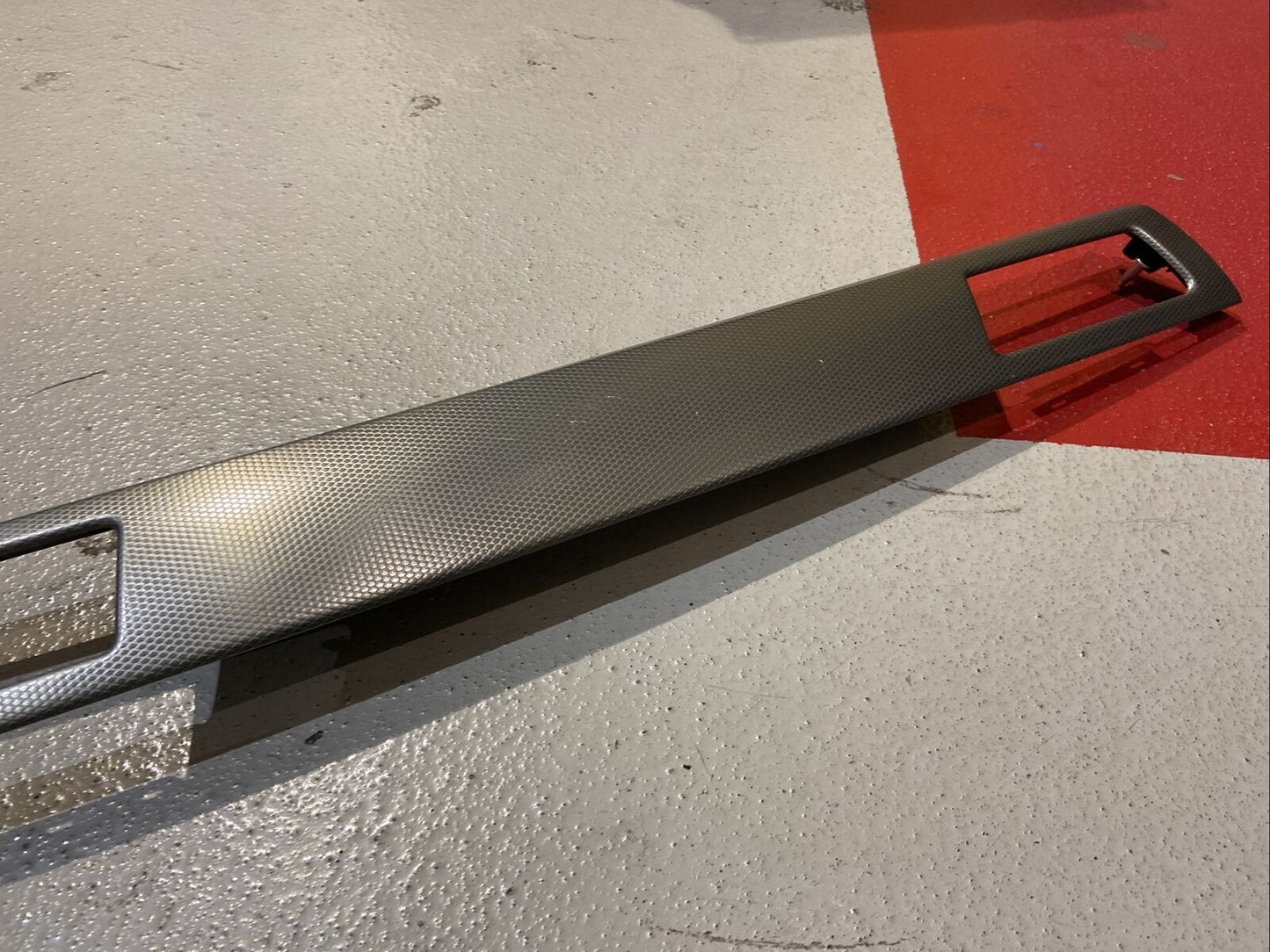 BMW E92 E93 E90 E91 Alu Glaciersilber Dekorleiste Blende hinten 8049049