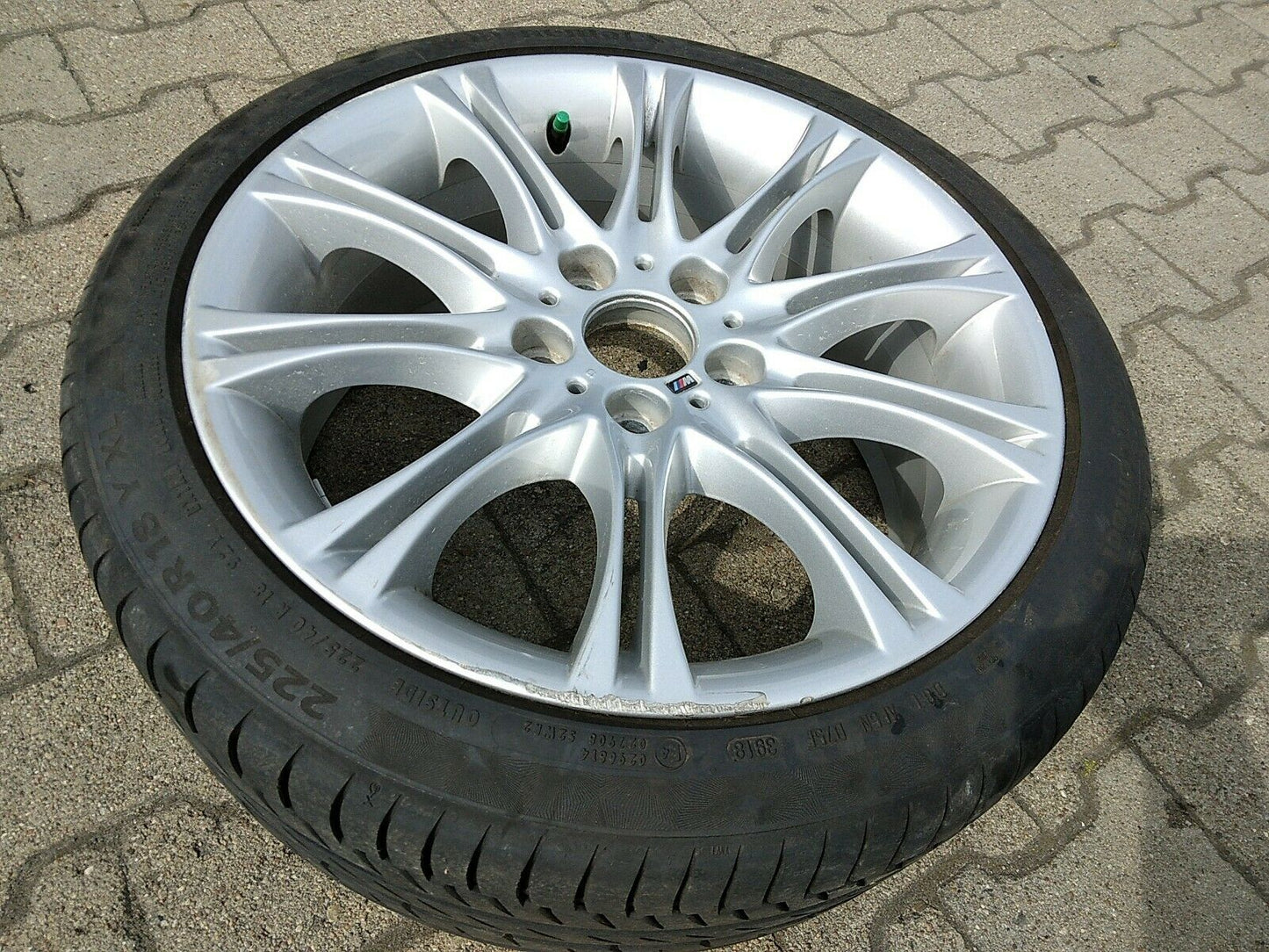 1x BMW Z4 E85 E46 M135 Alufelge 8J 7896470 Sommerreifen Continental 225 40 R18