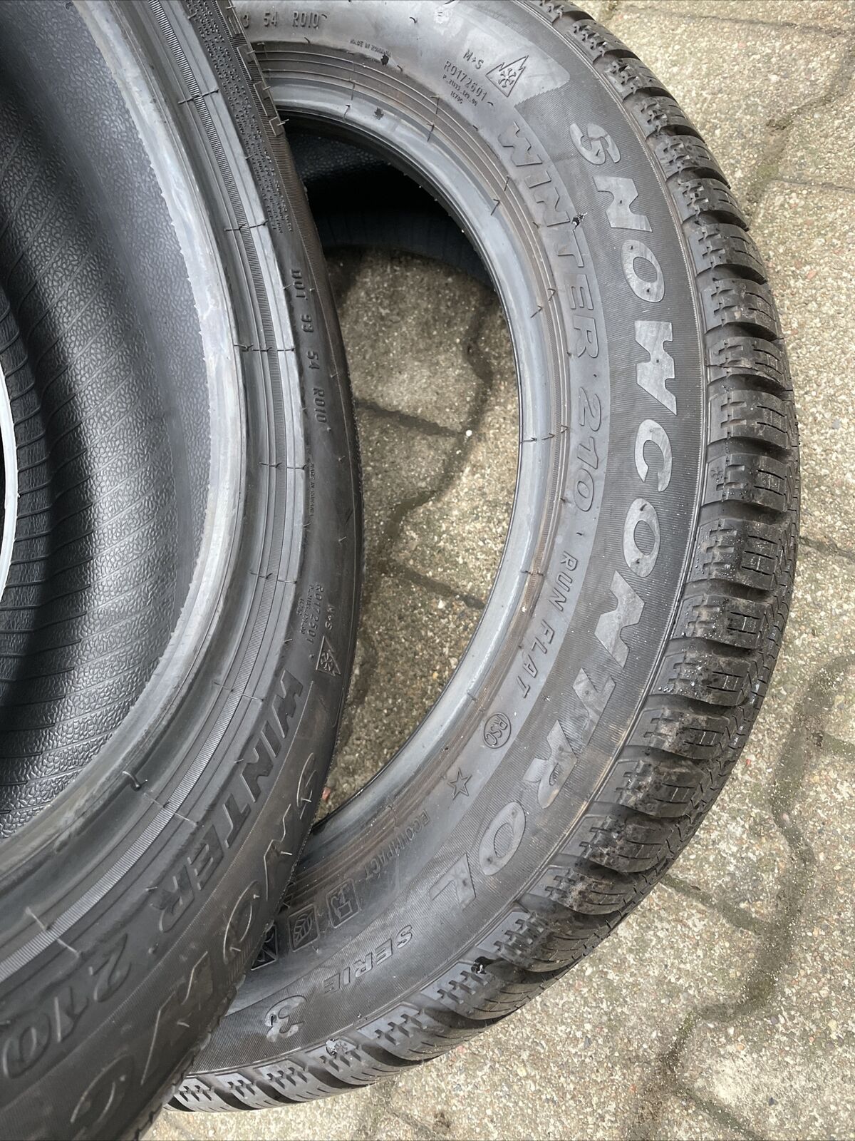 4x BMW Winterreifen RSC Runflat PIRELLI Snowcontrol 195 55 R16 87H DOT4019