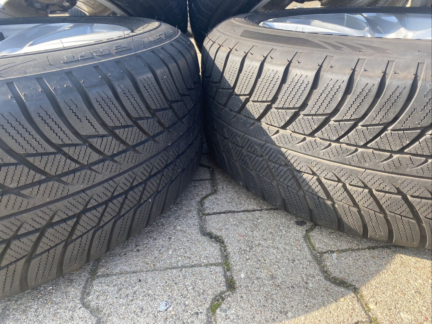 BMW F10 F12 Styling 327 Alufelgen WINTERREIFEN BRIDGEST. 225 55 R17 101V 6790172