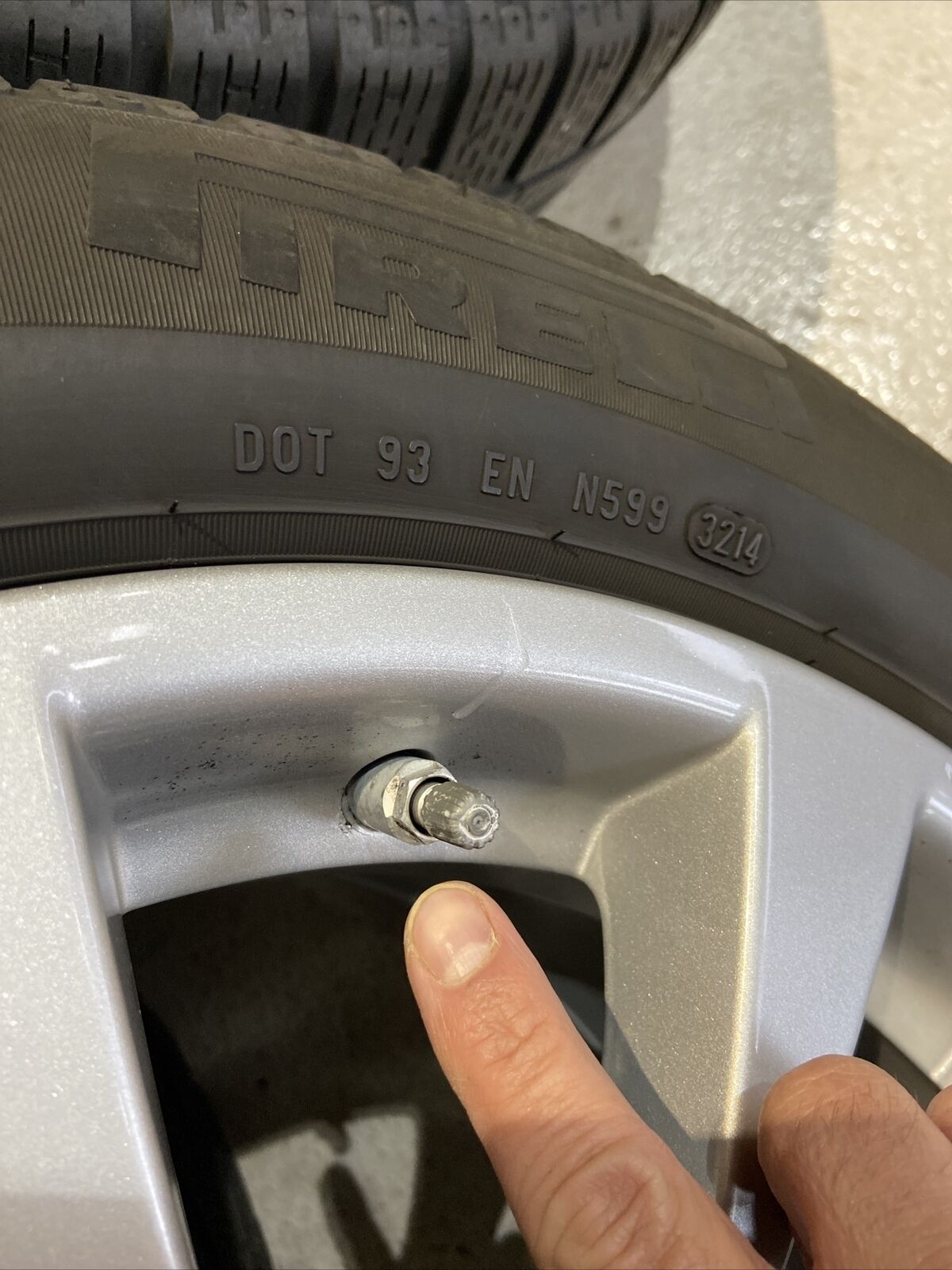 BMW F34 GT Alufelgen RDCI 395 RSC WINTERREIFEN PIRELLI 225 55 R17 97H 6859025