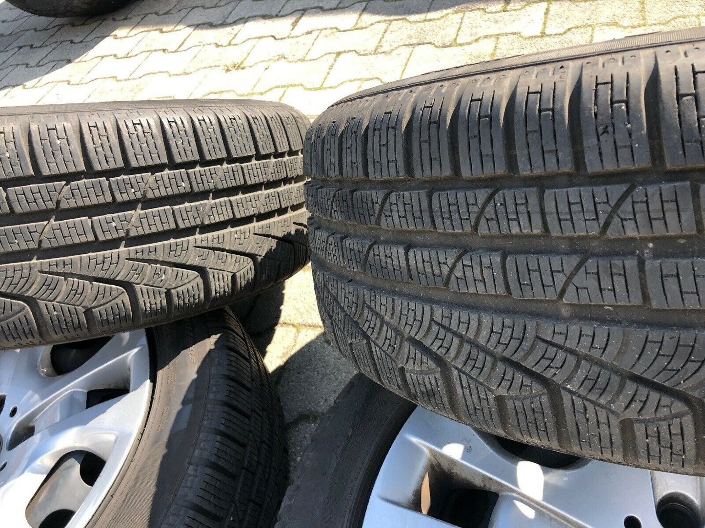 BMW X1 E84 Pirelli 225 50 R17 94H RSC RUNFLAT Winterreifen 6783330 m Radkappen