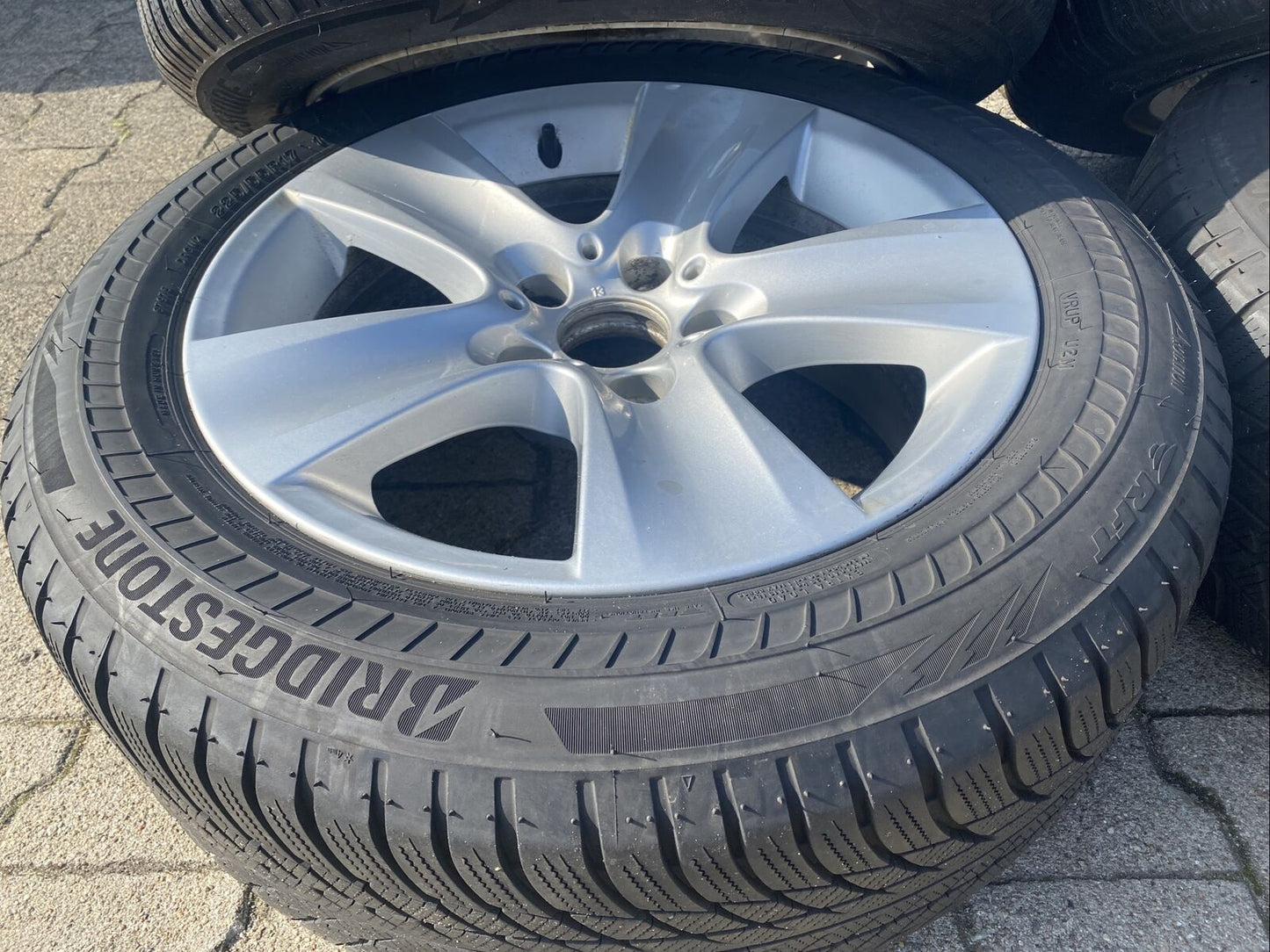 BMW F10 F12 Styling 327 Alufelgen WINTERREIFEN BRIDGEST. 225 55 R17 101V 6790172