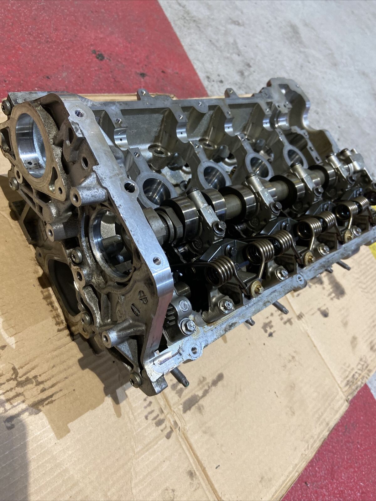 BMW F20 F21 F30 F31 F35 & LCI Zylinderkopf m VENTILE 7642264 N13 N13B16A Motor