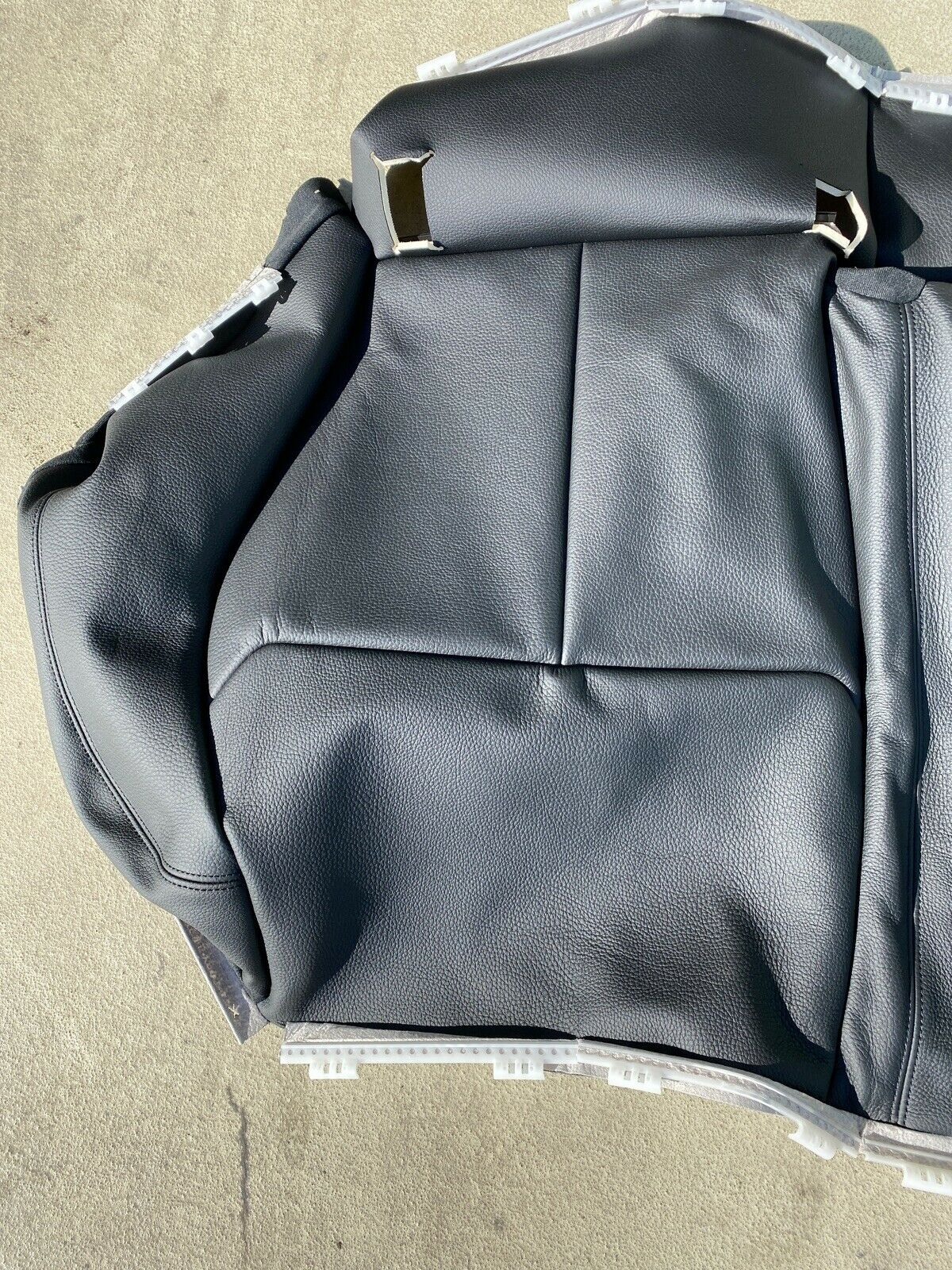 Original NEUWERTIGE BMW F36 Sitzbezug hinten Rücksitz Leder schwarz 7345612