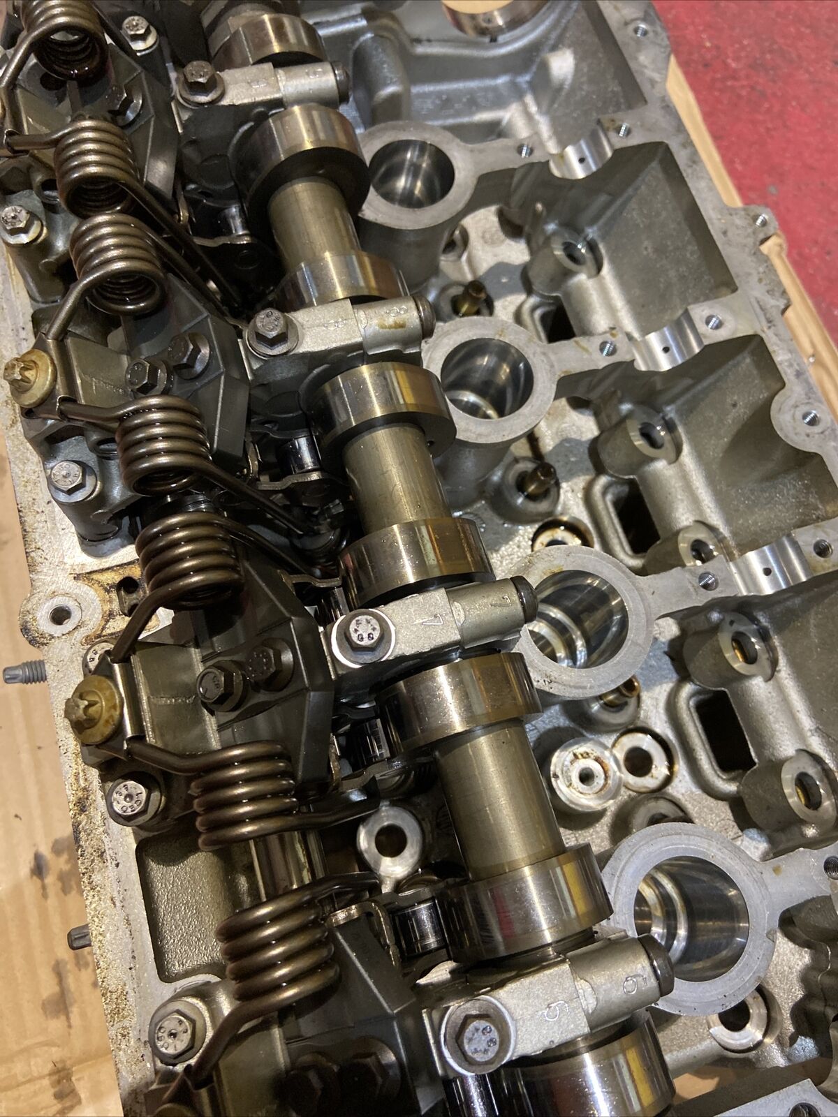 BMW F20 F21 F30 F31 F35 & LCI Zylinderkopf m VENTILE 7642264 N13 N13B16A Motor