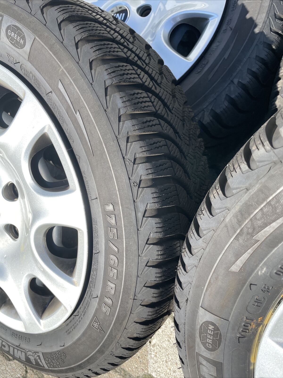 MINI COOPER ONE F56 F55 F57 Winterreifen RDCI 175 65 R15 84H MICHELIN RADKAPPEN