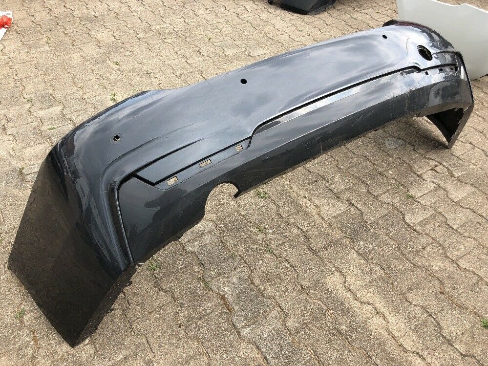 ORIGINAL BMW F32 F33 F36 M PAKET Stoßstange mit PDC hinten SPORRPAKET