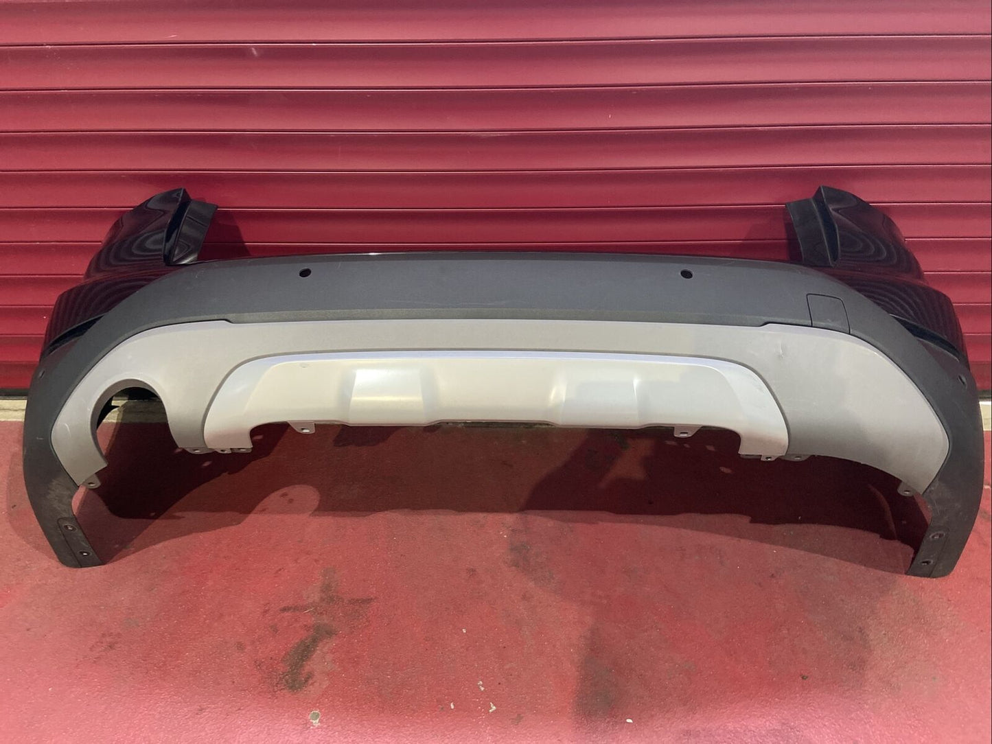 BMW X1 F48 NEUESTE MODELL Stoßstange 7355260 MITTE 7355271 mit PDC 7332323