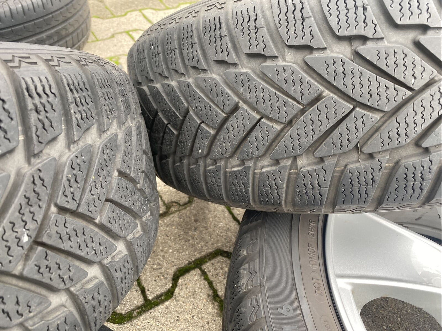 BMW E90 E91 E92 Alufelgen DUNLOP 205 55 R16 91H WINTERREIFEN RSC ALUTEC KBA47013
