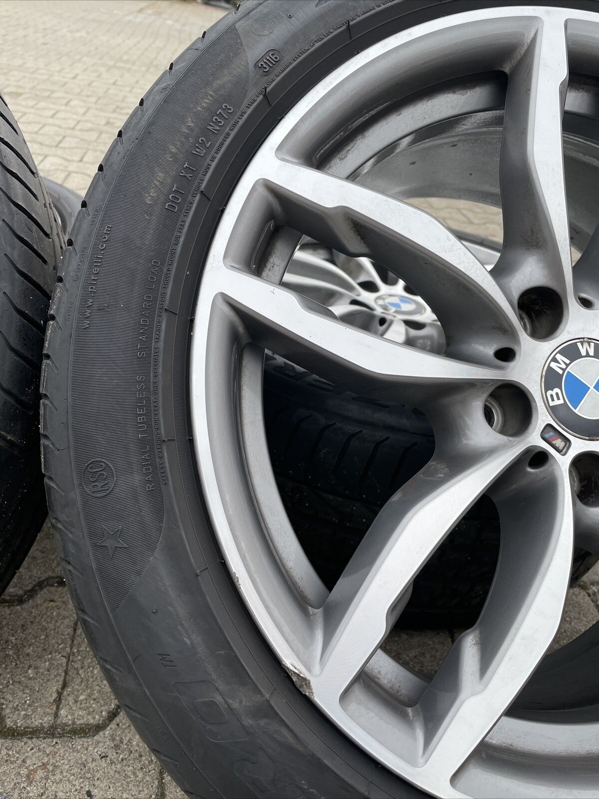 BMW X3 F25 X4 F26 M PAKET M622 ALUFELGEN SOMMERREIFEN 245 & 275 PIRELLI 7849661