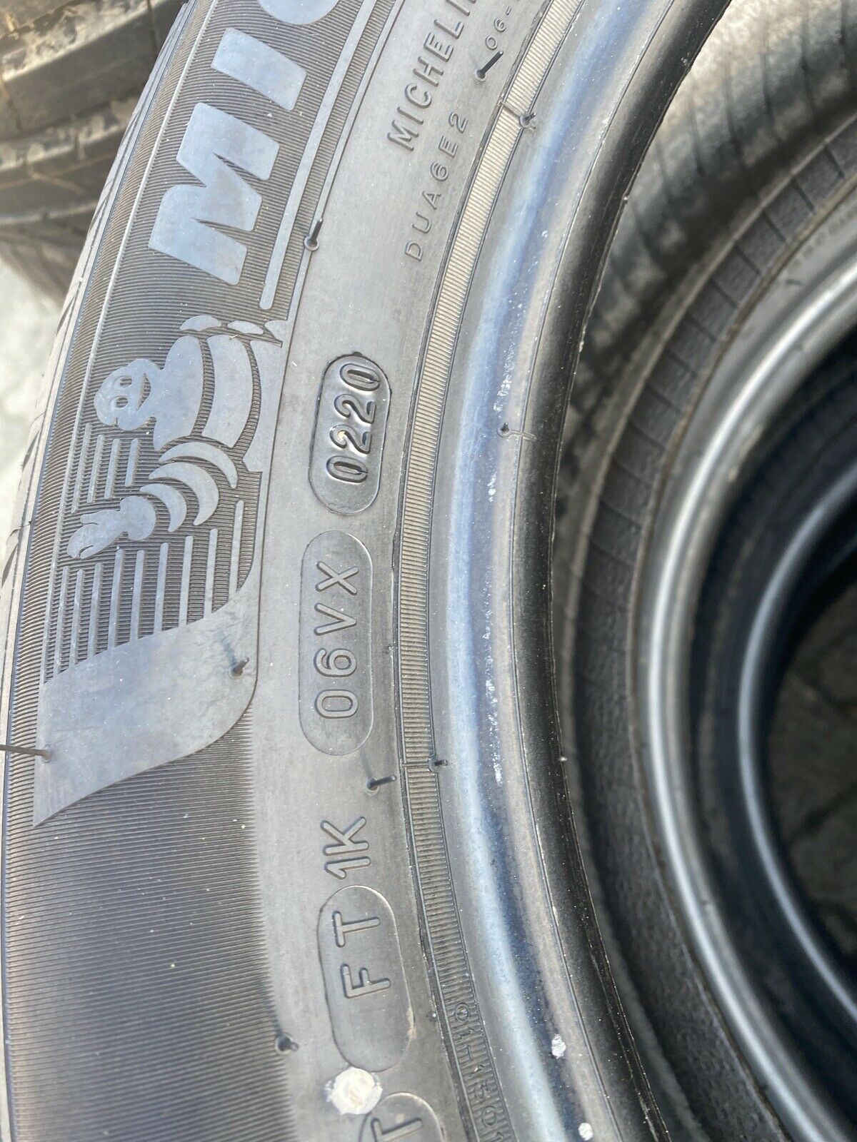 4x NEUWERTIGE BMW MINI MICHELIN PRIMACY 4 Sommerreifen 195 55 R16 87W DOT0220