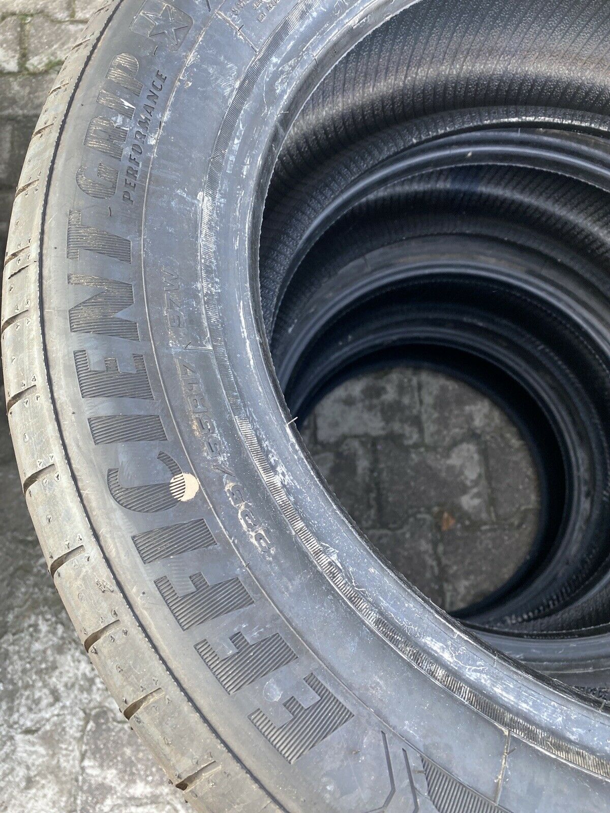 4x NEUW. GOODYEAR EFFICIENT GRIP PERFORMANCE 225 55 R17 97W SOMMERREIFEN DOT4719
