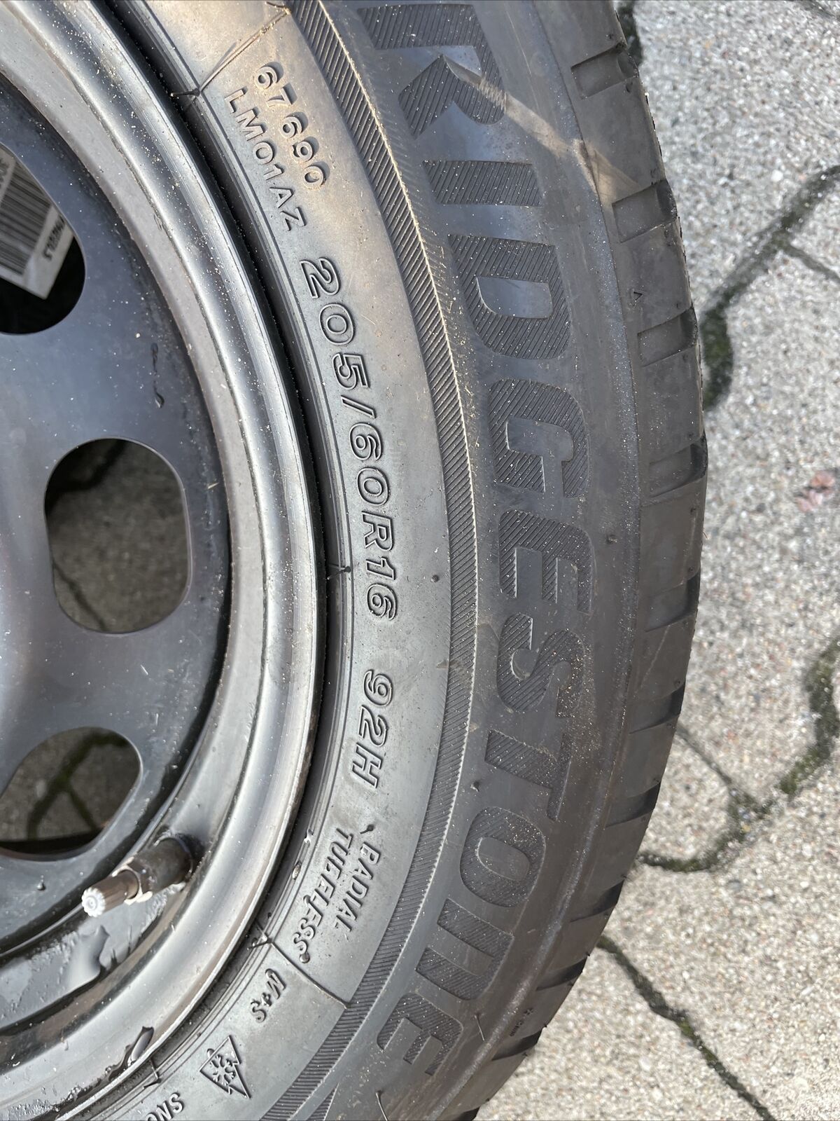 BMW F30 F31 Bridgestone RSC Winterreifen RDCI SENSOREN 205 60 R16 92H RADKAPPEN