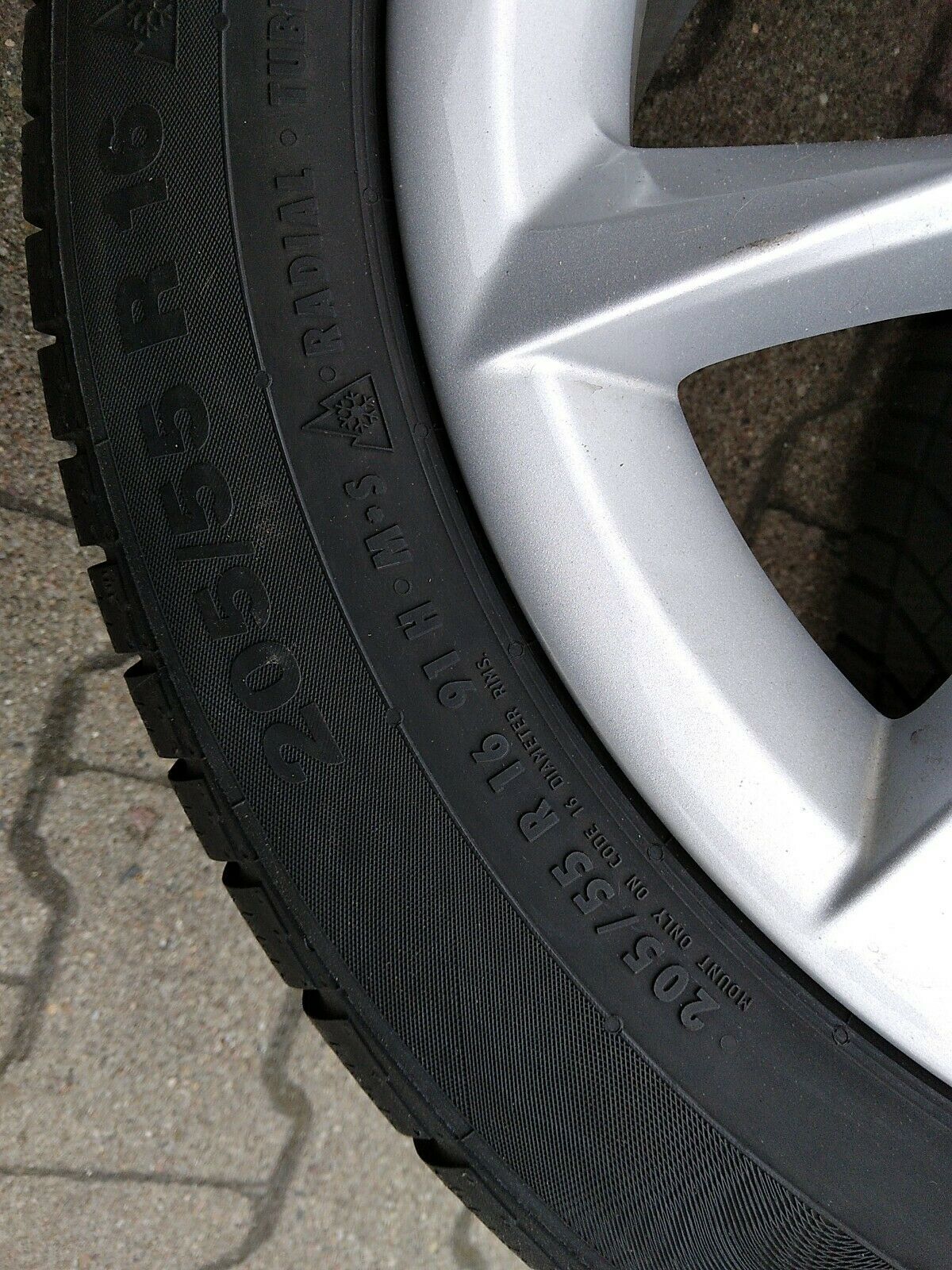 BMW F20 F21 Styling 411 ALUFELGEN 205 55 R16 91H Winterreifen RSC RDCI 6796200