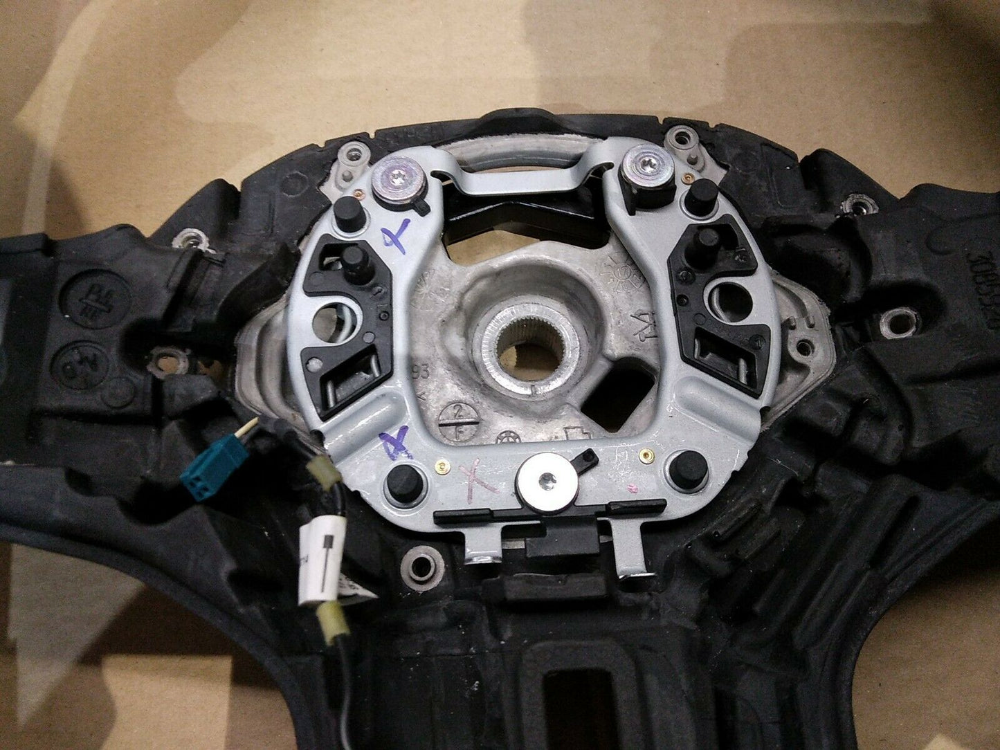Original BMW G30 G31 G32 G11 G14 G05 G06 M Sportlenkrad Leder Lenkrad 8008184