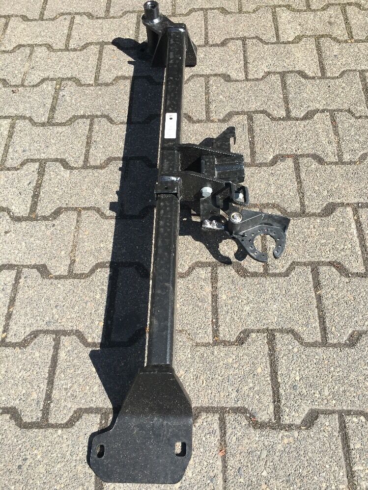 BMW 2er F45 Active Tour Heckträgervorbereitung Fahrradträger Querträger 6867319