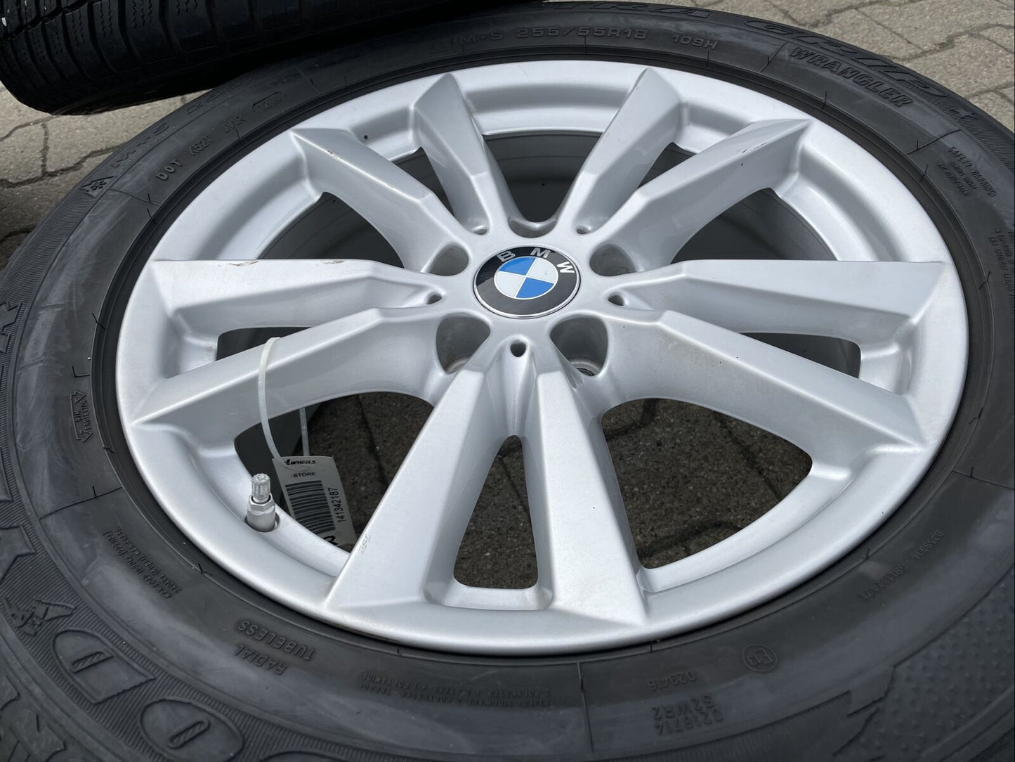 BMW X5 F15 ALUFELGEN STYLE 446 WINTERREIFEN 255 55 R18 109H RDCI 6853952