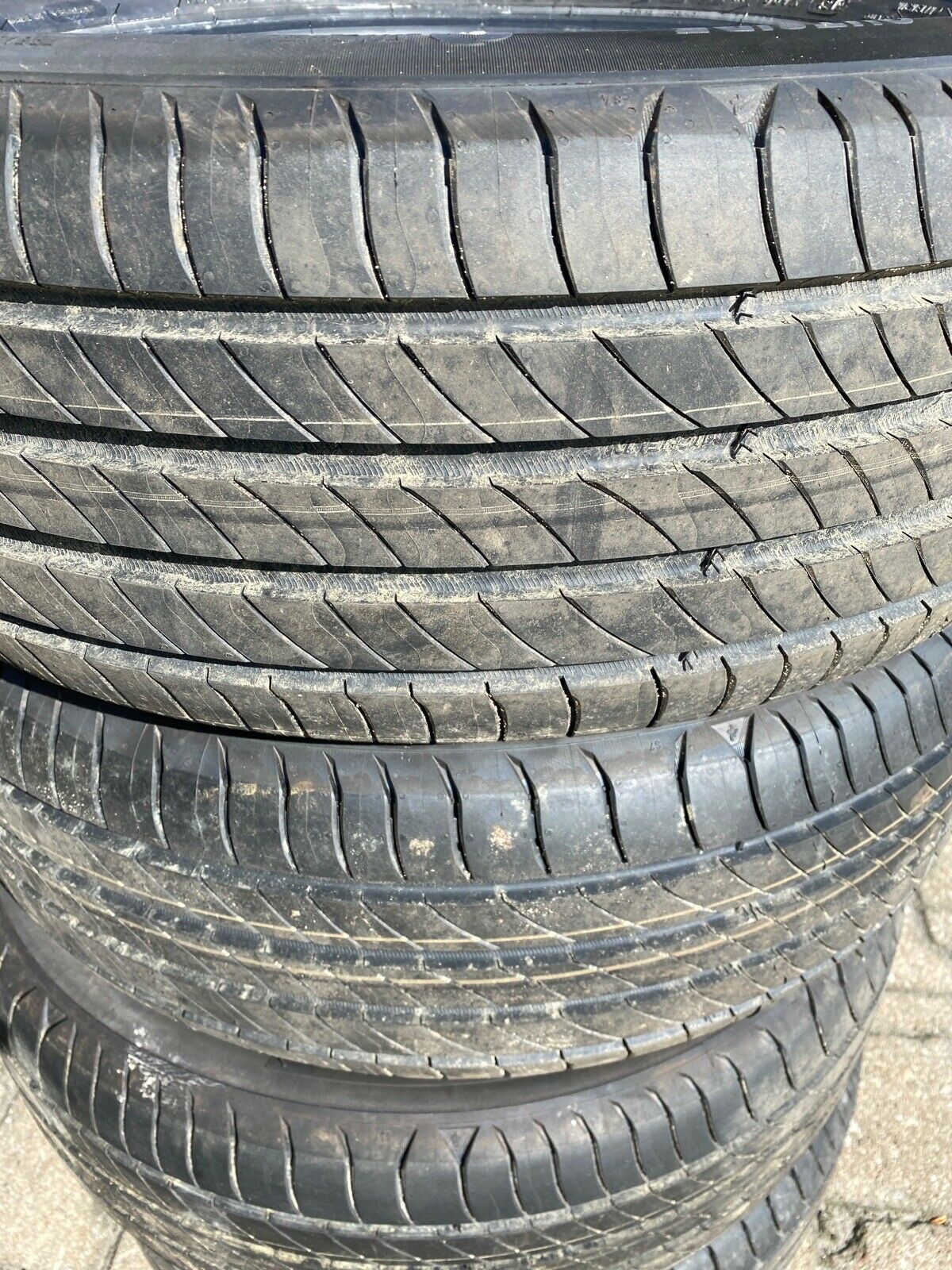 4x NEUWERTIGE BMW MINI MICHELIN PRIMACY 4 Sommerreifen 195 55 R16 87W DOT4219