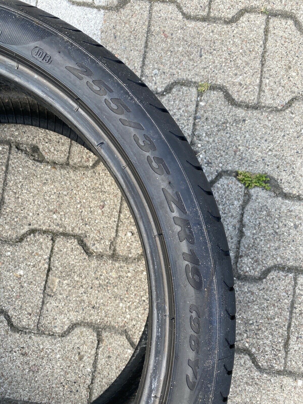 2x SOMMERREIFEN ASTON MARTIN PIRELLI P ZERO AM8 VORNE 255 35 ZR19 96Y
