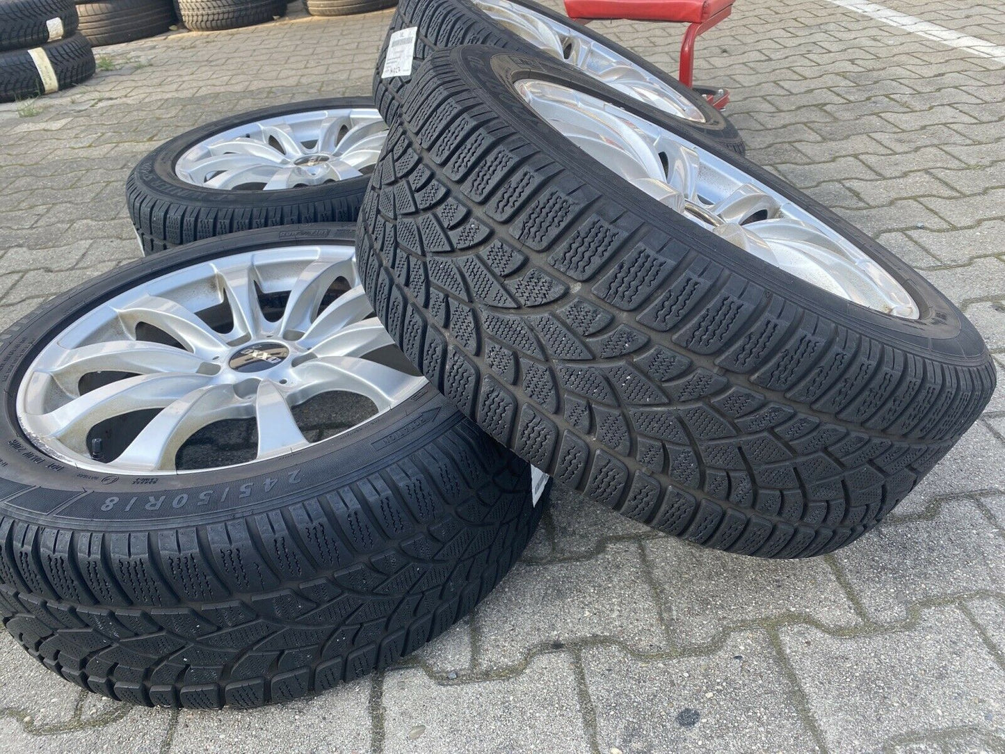 BMW X3 F25 X4 Alufelgen OXXO RACY KBA 48355 DUNLOP WINTERREIFEN 245 50 R18 100H