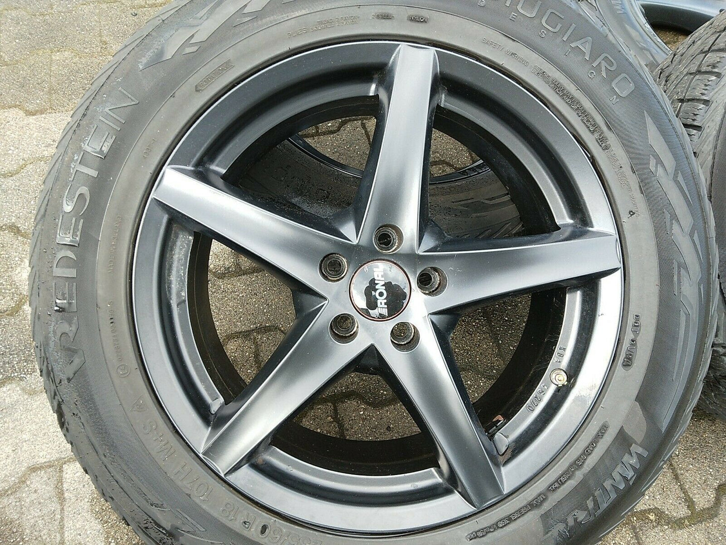 Mercedes ML76 Ronal R41 VOLVO 7.5J 18 ET45 Winterreifen 235 60 R18 107H KBA46270