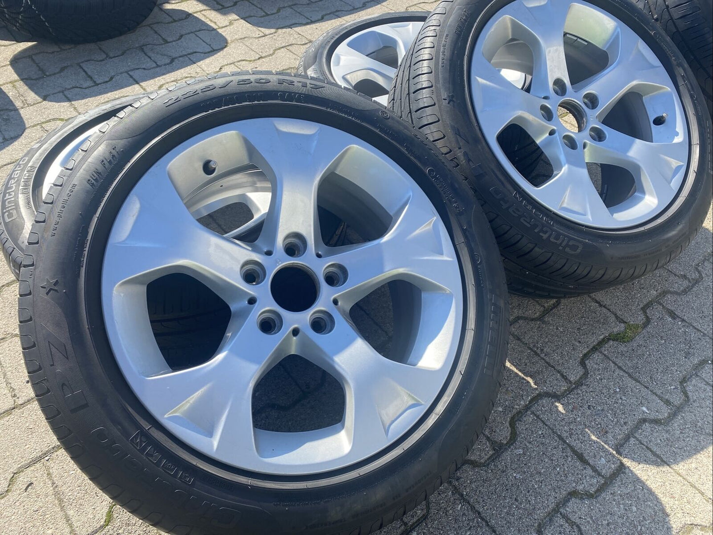 BMW X1 E84 Alufelgen Sternspeiche 317 Sommerreifen RSC 225 50 R17 94V 6789140