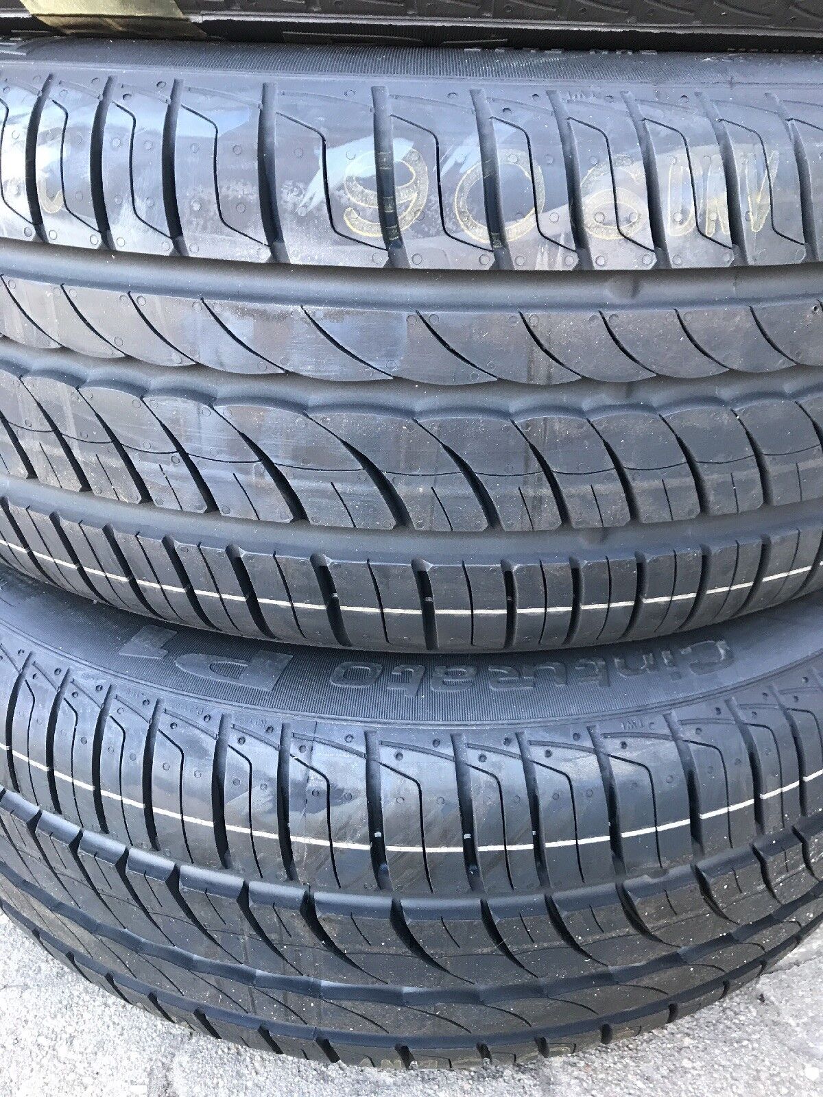 4x NEUE BMW MINI Sommerreifen PIRELLI CINTURATO P1 RSC RUNFLAT 195 55 R16 87W