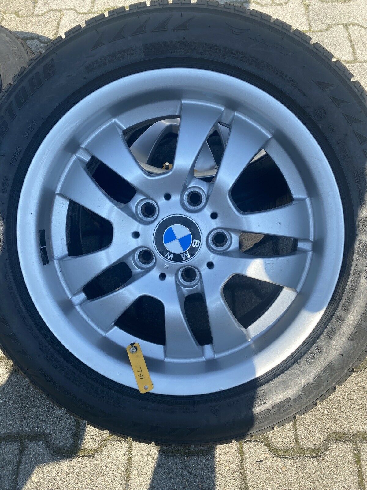 BMW E90 E91 Alufelgen Style 154 Winterreifen RSC 205 55 R16 91H Bridgest 6775593