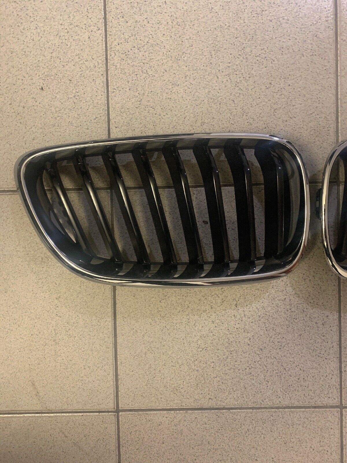 BMW 2er F22 F23 Sport  Chrome Schwarz  Gitter Nieren 7295523 7295524