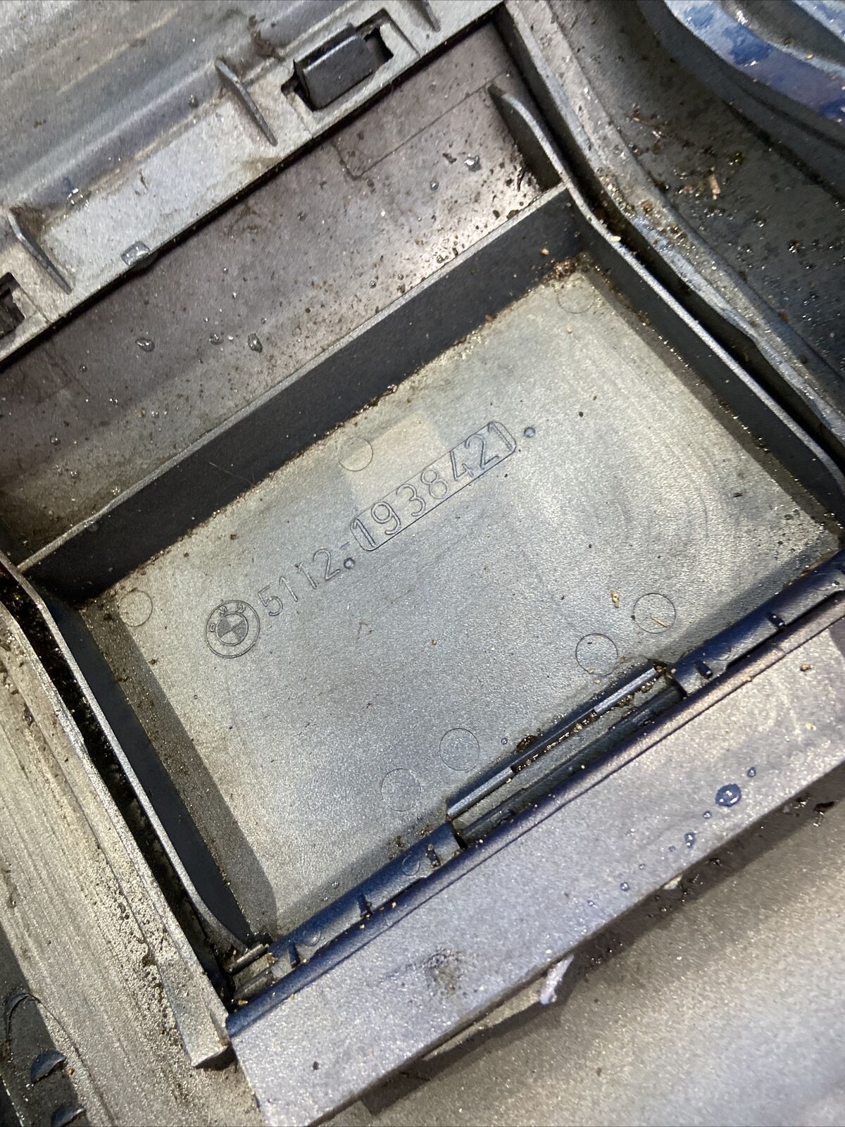 ORIGINAL BMW 7er E32 Stoßstange hinten Verkleidung Stoßfänger 1908073