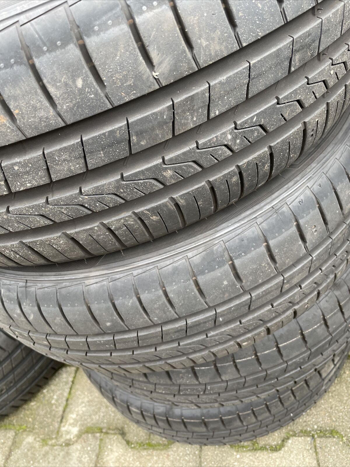 4x NEUWERTIGE HANKOOK KINERGY ECO2 Sommerreifen 175 65 R16 88H DOT0721