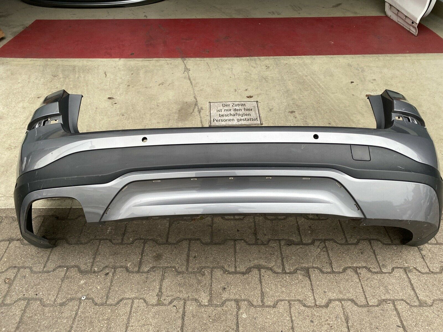 ORIGINAL BMW X3 F25 LCI FACELIFT Stoßstange mit PDC Loch Diffusor